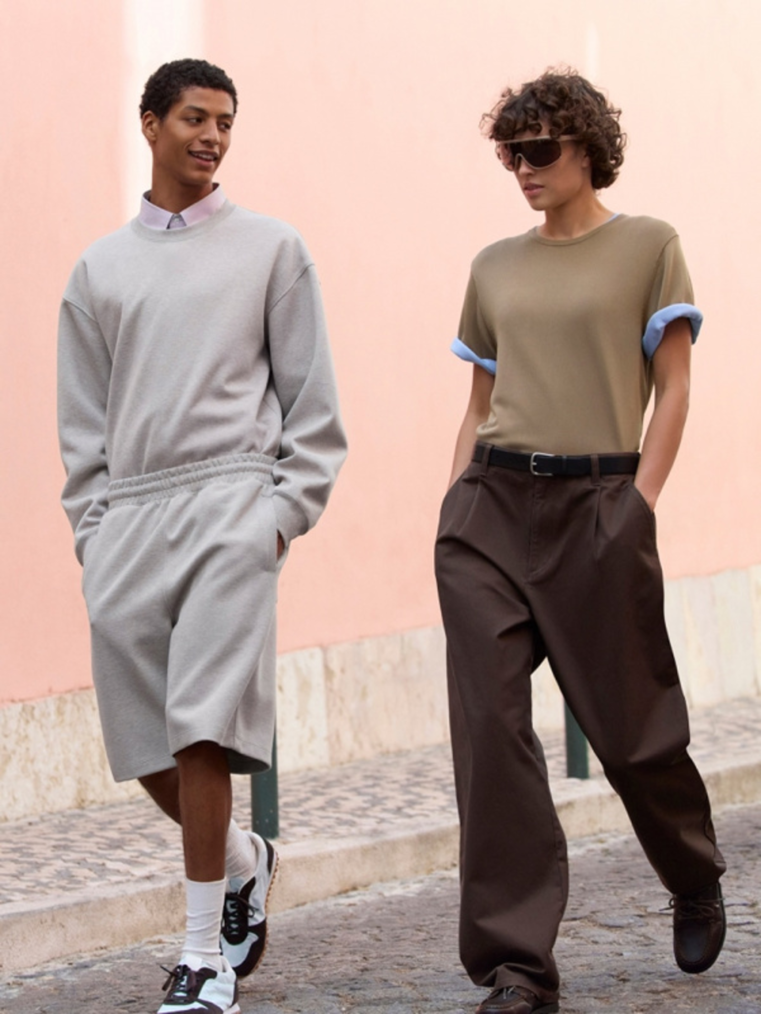 OOTD phong cách đường phố được giới trẻ yêu thích nhờ sự phóng khoáng và cá tính