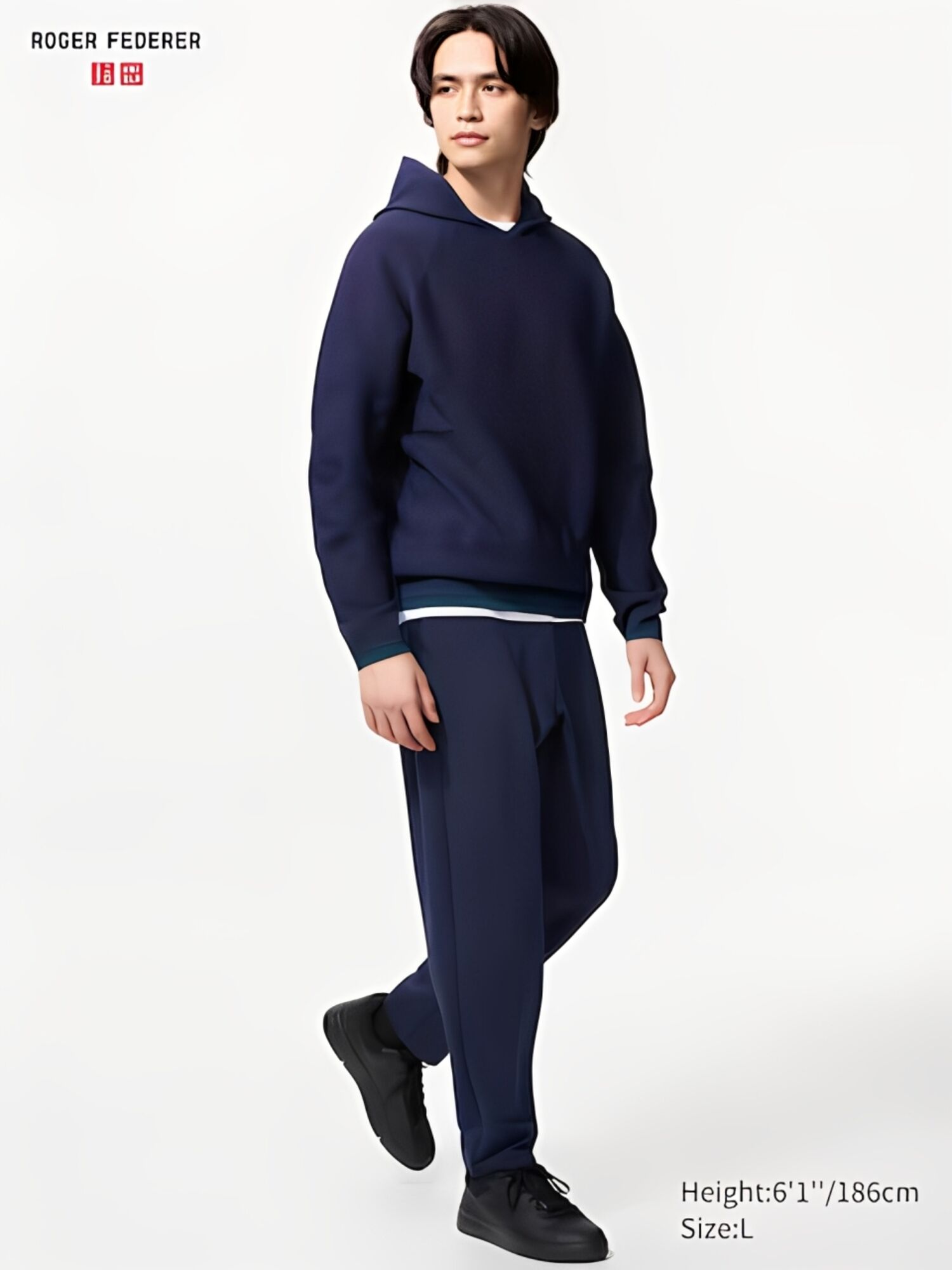 Phối áo hoodie cùng quần jogger là công thức kinh điển khi theo đuổi sporty style