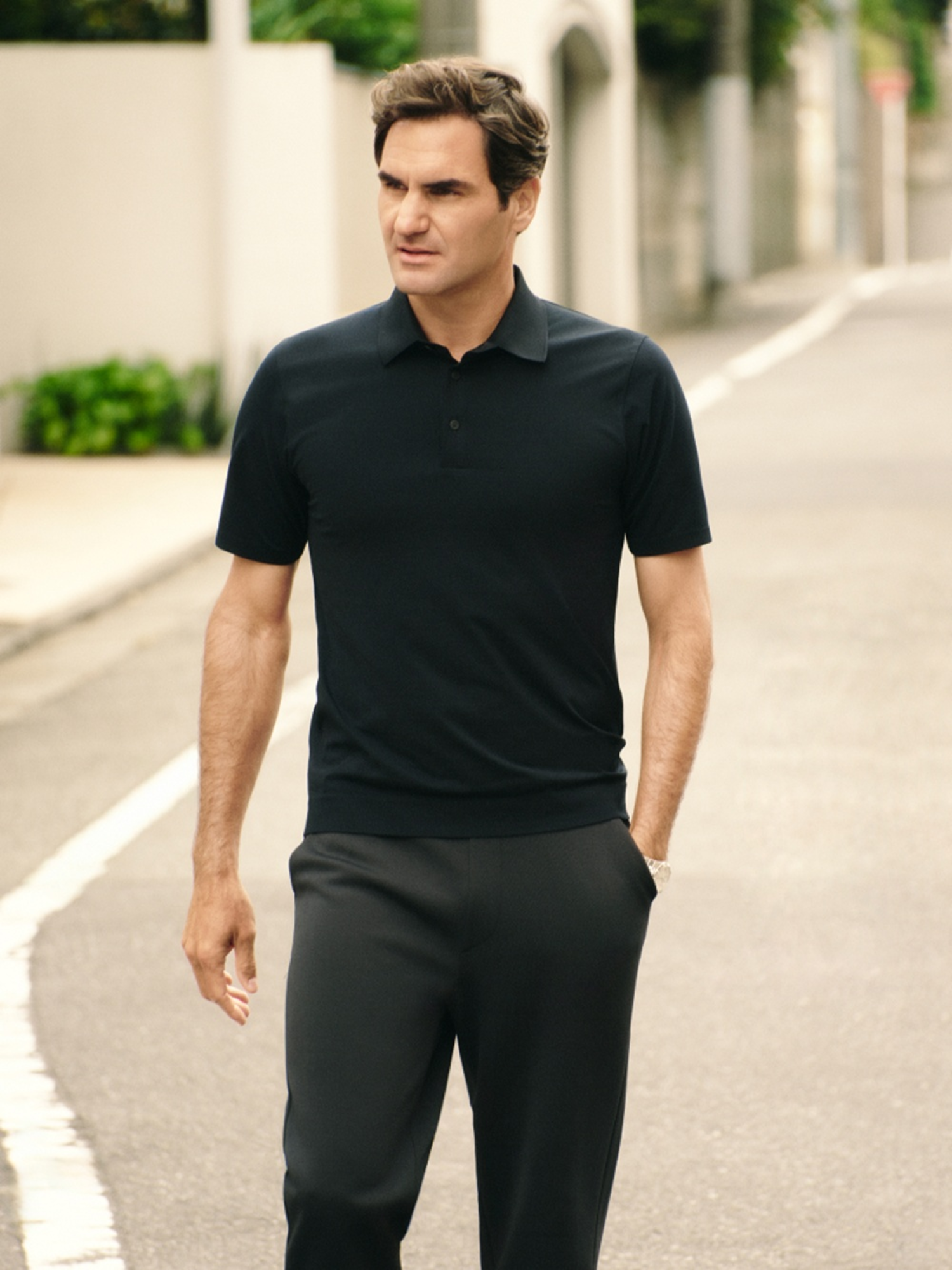 Áo polo là item thời trang nam kinh điển, mang đến vẻ ngoài vừa lịch sự vừa năng động