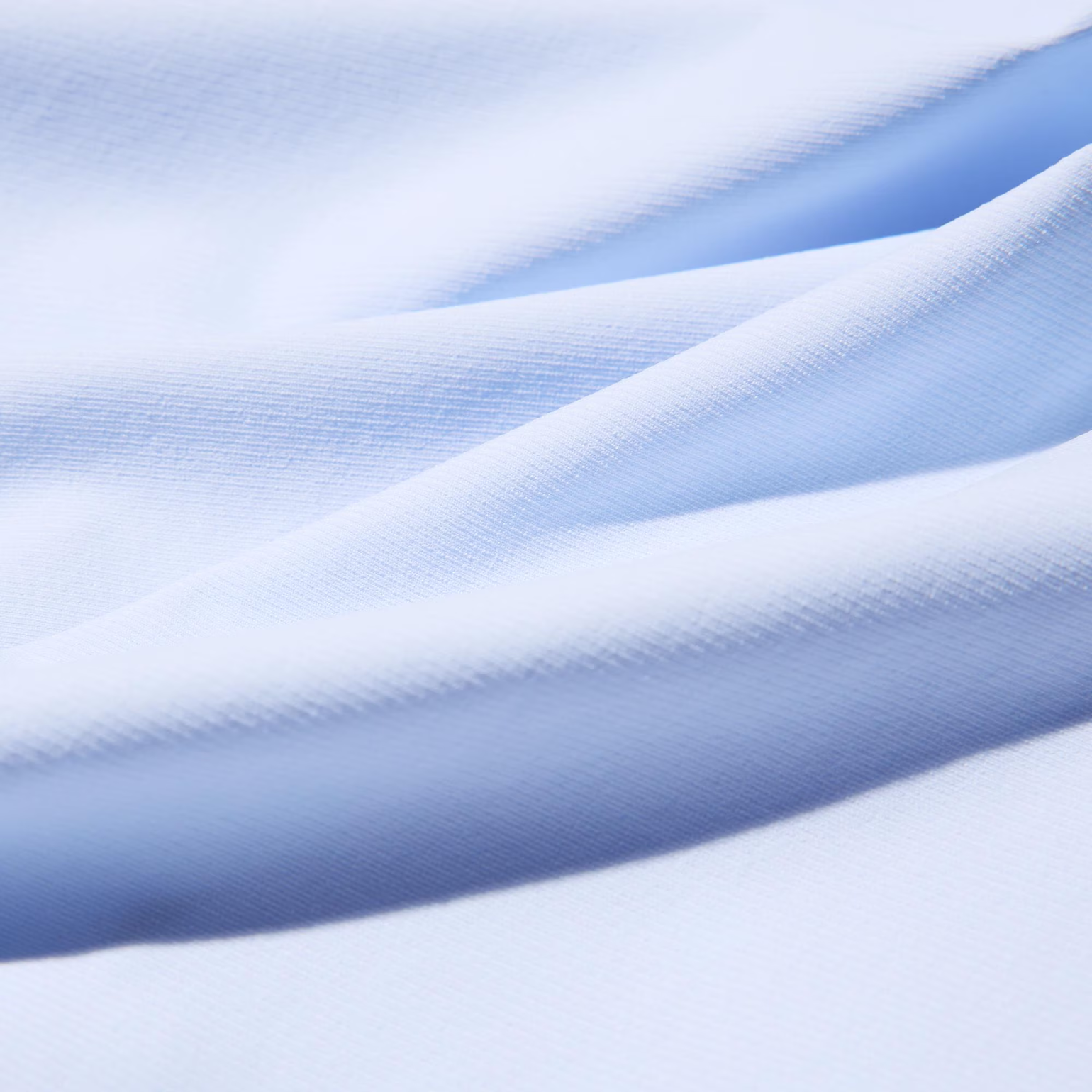 Vải thun Polyester ít bị nhăn, bền màu và có độ bền tốt
