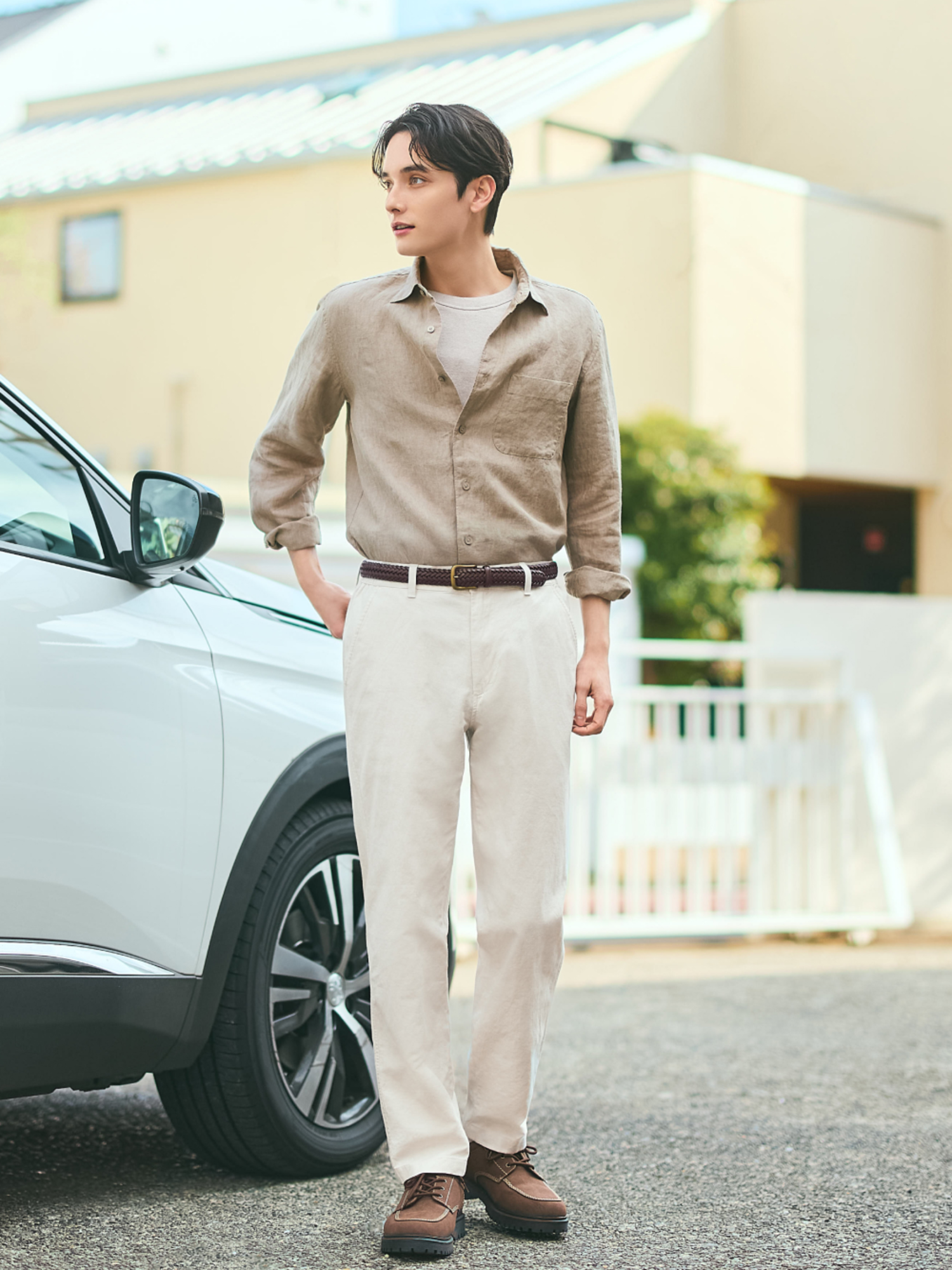 Chất liệu phù hợp giúp trang phục formal thêm sang trọng và giữ form đẹp hơn