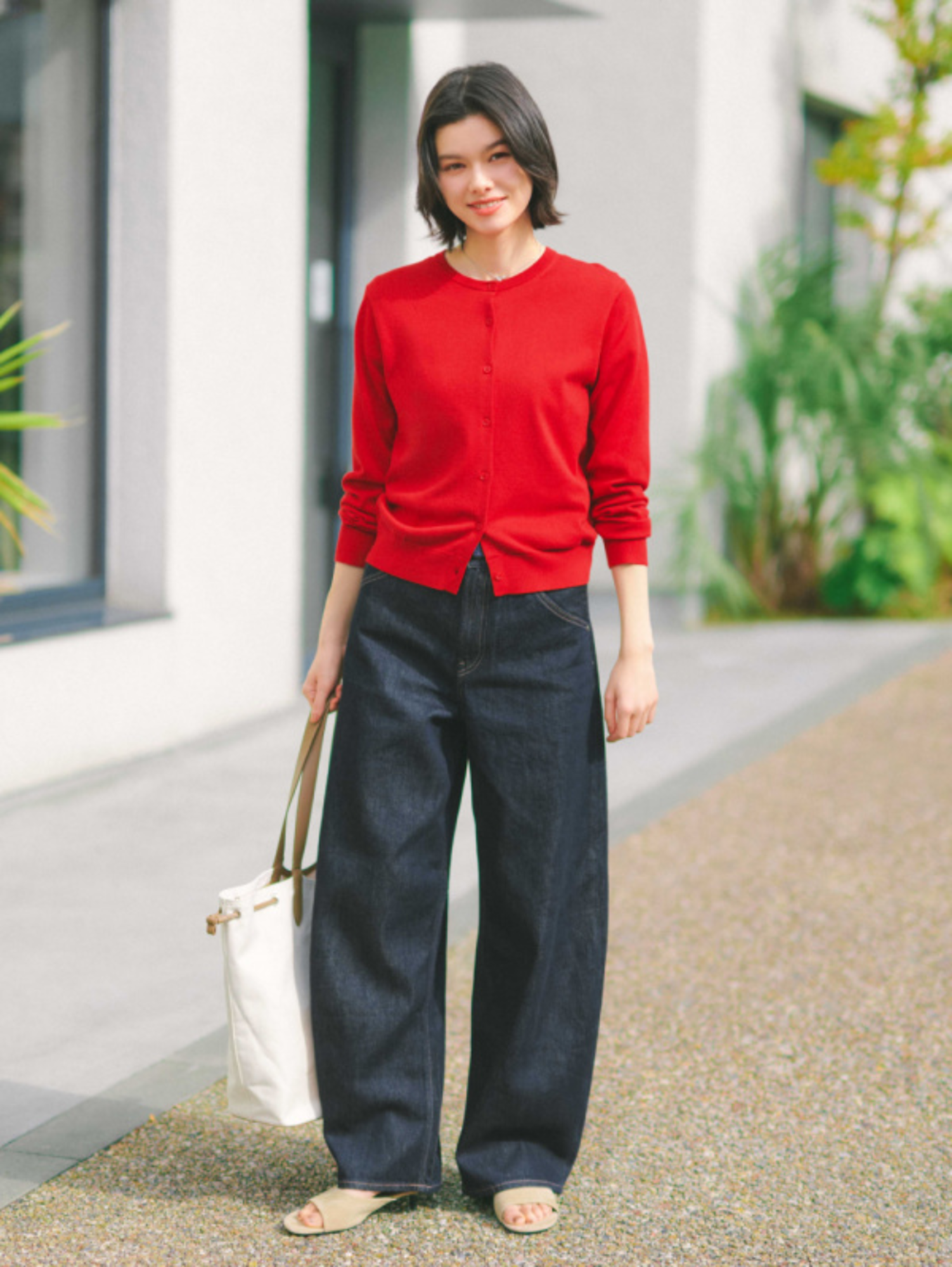 Mệnh Kim kỵ màu đỏ, hồng, cam, tím