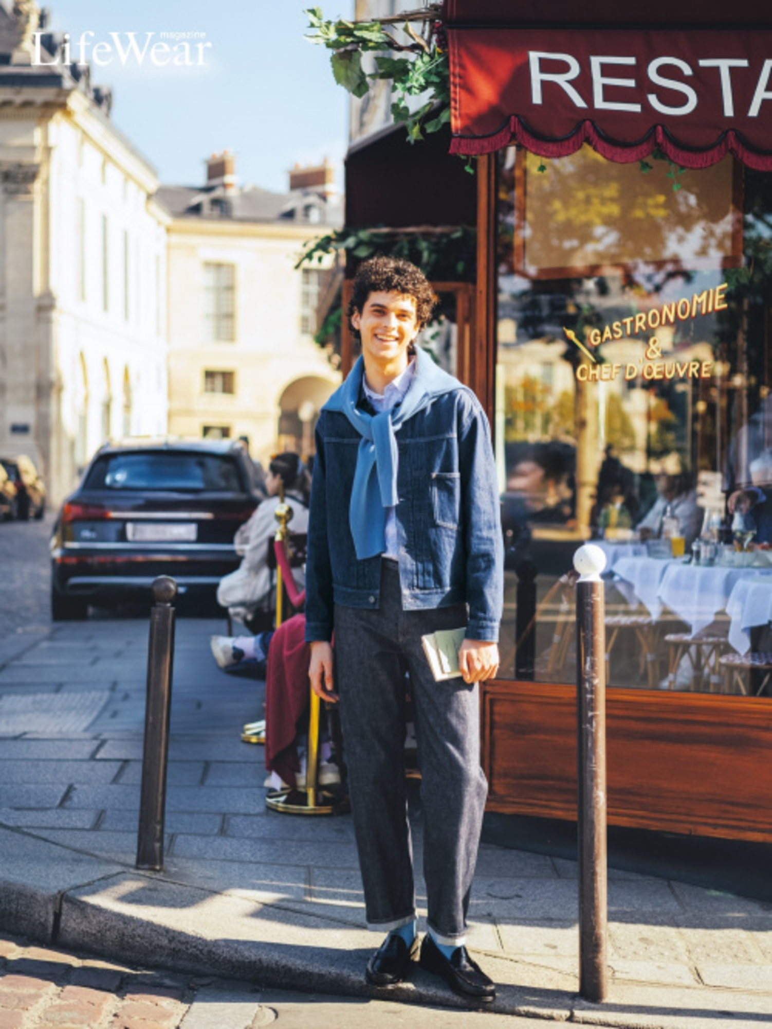 Áo khoác denim phù hợp với những ai yêu thích vẻ ngoài vừa chỉn chu, vừa cá tính 
